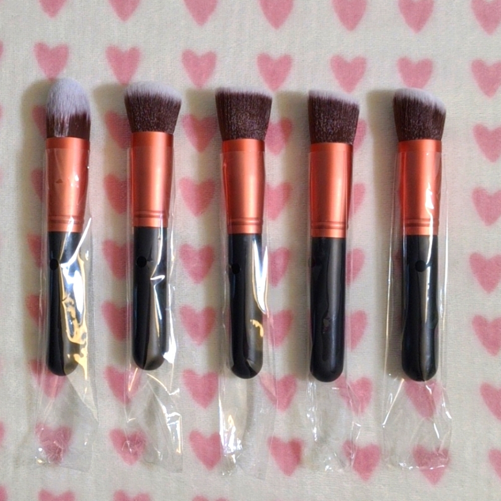 5 Buki Brushes